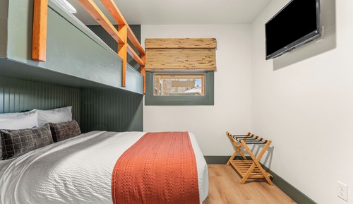 Deluxe Suite, Multiple Beds