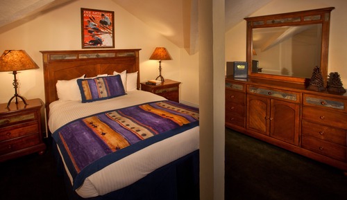 Standard Loft, 1 Queen Bed with Sofa bed
