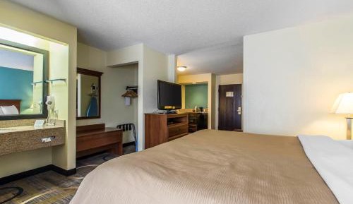 King Room - Non-Smoking