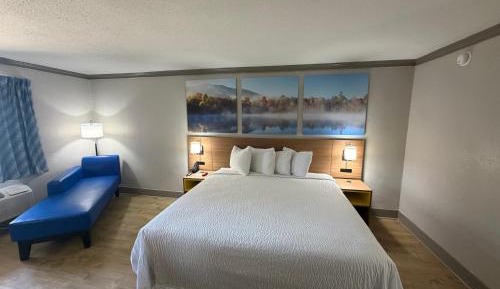 King Room - Non-Smoking