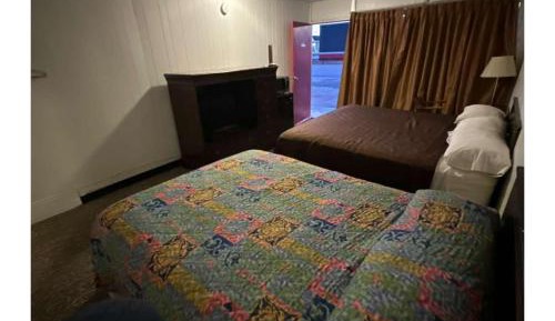 2 Full Beds Non-Smoking