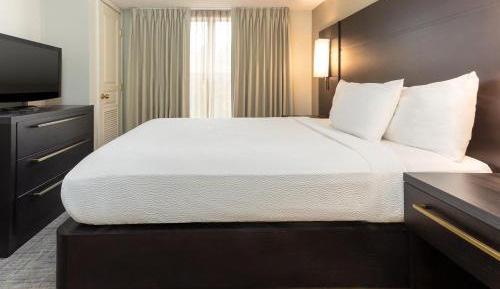 Two-Bedroom Suite - Hearing Accessible