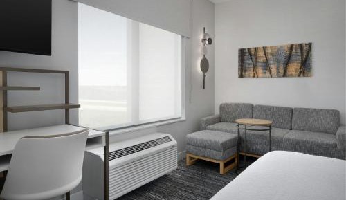 King Studio with Sofa Bed