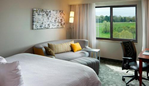 King Room with Sofa Bed - Hearing Accessible