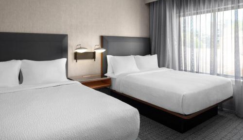 One-Bedroom Queen Suite with Two Queen Beds and Sofa Bed