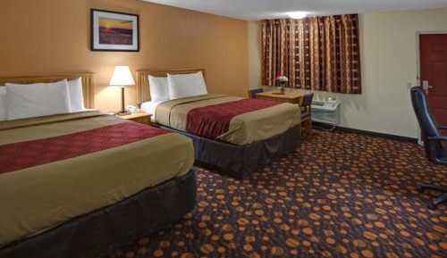 Queen Room with Two Queen Beds - Non-Smoking