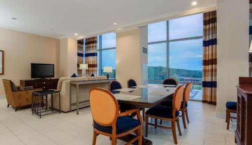 One-Bedroom Presidential King Condo