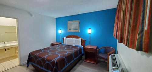 Queen Room