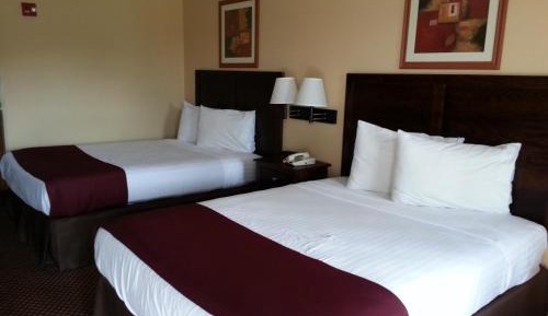 Queen Room with Two Queen Beds - Non-Smoking