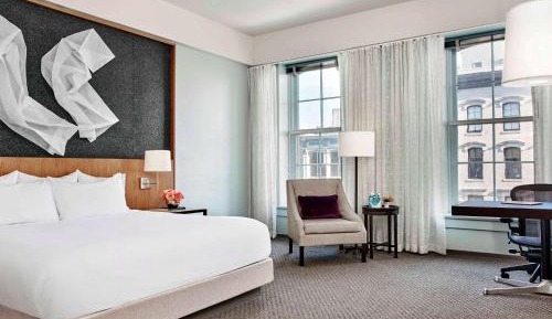 Deluxe King Room - Accessible 