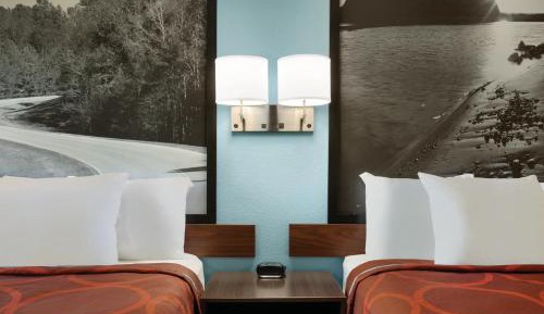 Queen Room with Two Queen Beds - Non-Smoking