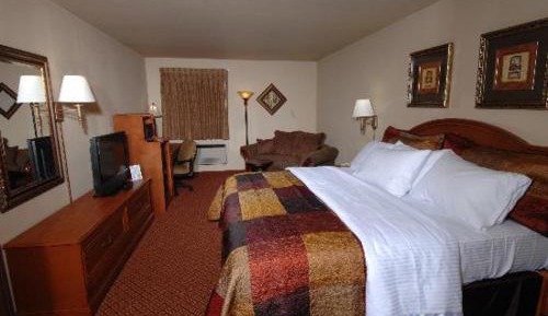 Deluxe King Suite