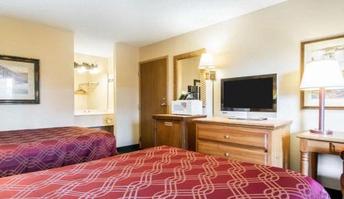 Double Room with Two Double Beds - Smoking