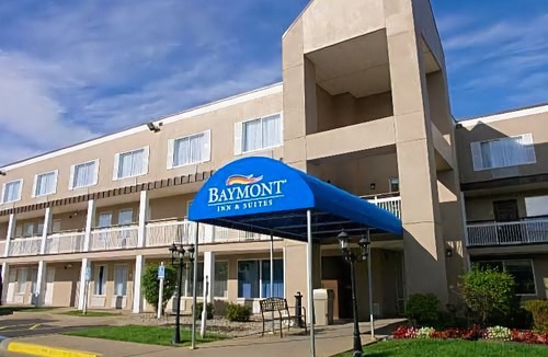 Buechel Hotel | Baymont by Wyndham Louisville East