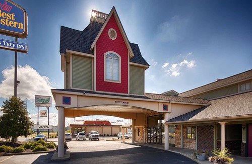Jeffersonville - Clarksville Hotel | Best Western Green Tree Inn