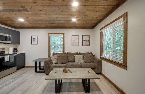 Cabot House | Pet-Friendly Cabot Escape in Arkansas Countryside!