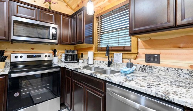 Homey 2 BR Cabin