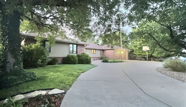 Spacious, Big Family-Friendly 4 Bedroom Ranch Home in Hays, Kansas
