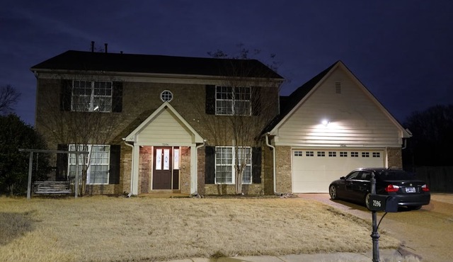 Family-Friendly 4BR Home in Olive Branch-POOL, Playground & near Stateline.